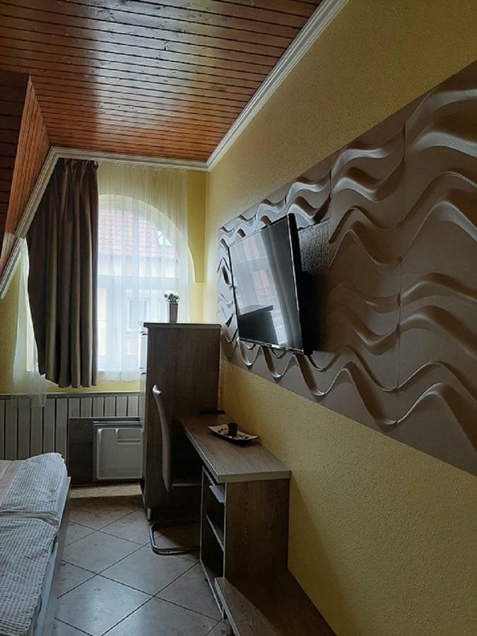 Marvany Panzio Hajduszoboszlo Bagian luar foto