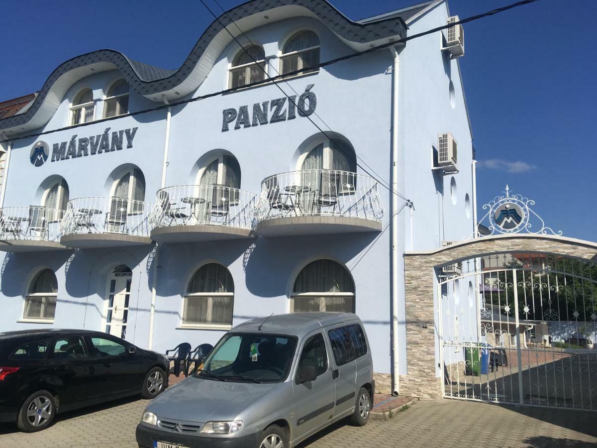 Marvany Panzio Hajduszoboszlo Bagian luar foto